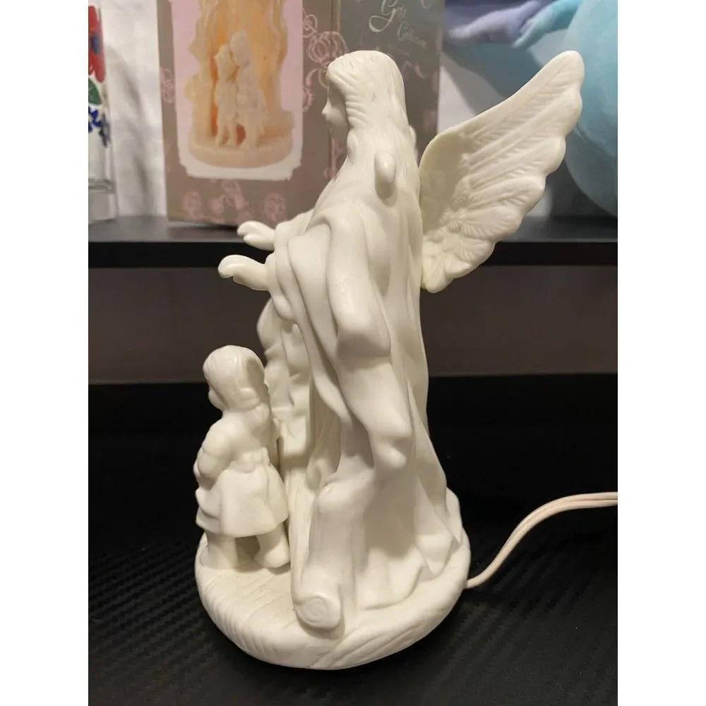 Vintage 1999Gift Collection By Lincolnshire Porcelain Guardian Angel Night Light